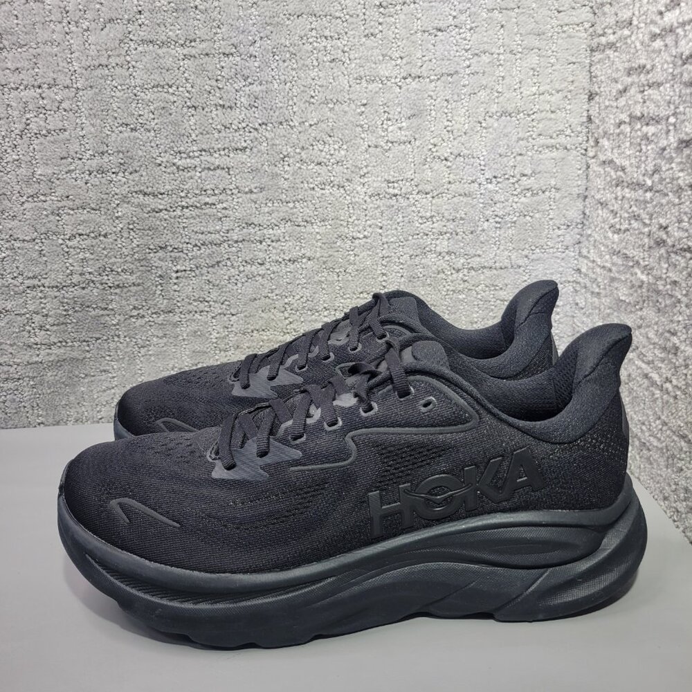 Hoka One One Clifton 10 Womens Size US 12B Triple Black Lace-Up Sneaker Shoes